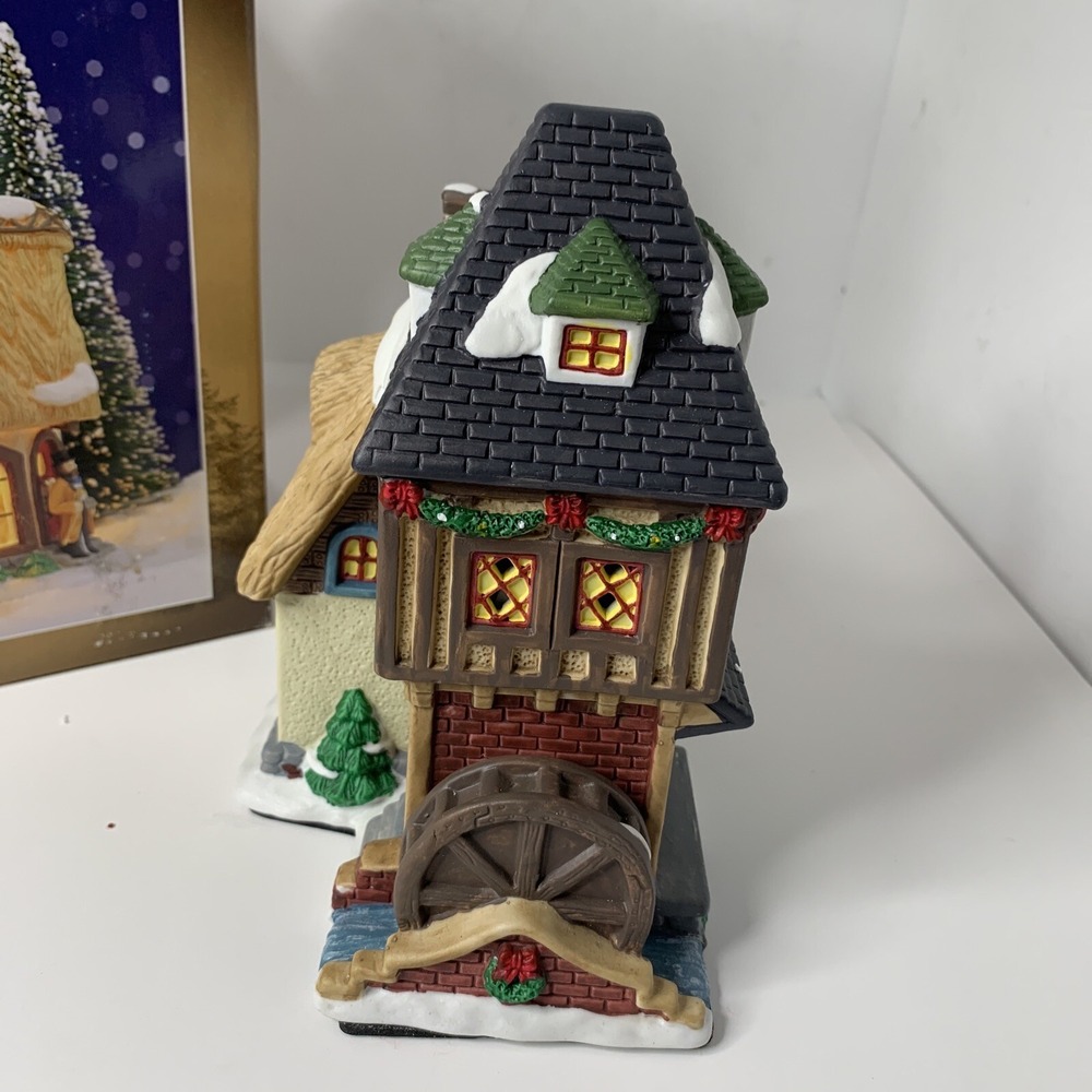 Lemax Enchanted Forest Glass Window House Mill Tavern Figurines Inside And Out - Picture 10 of 11